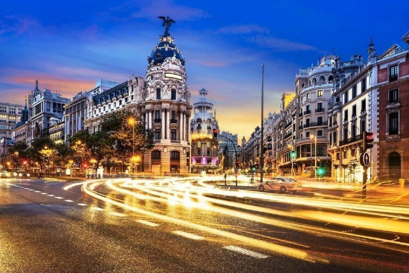 Ferienwohnung Apartamento Unico En Gran Via Madrid Exterior foto