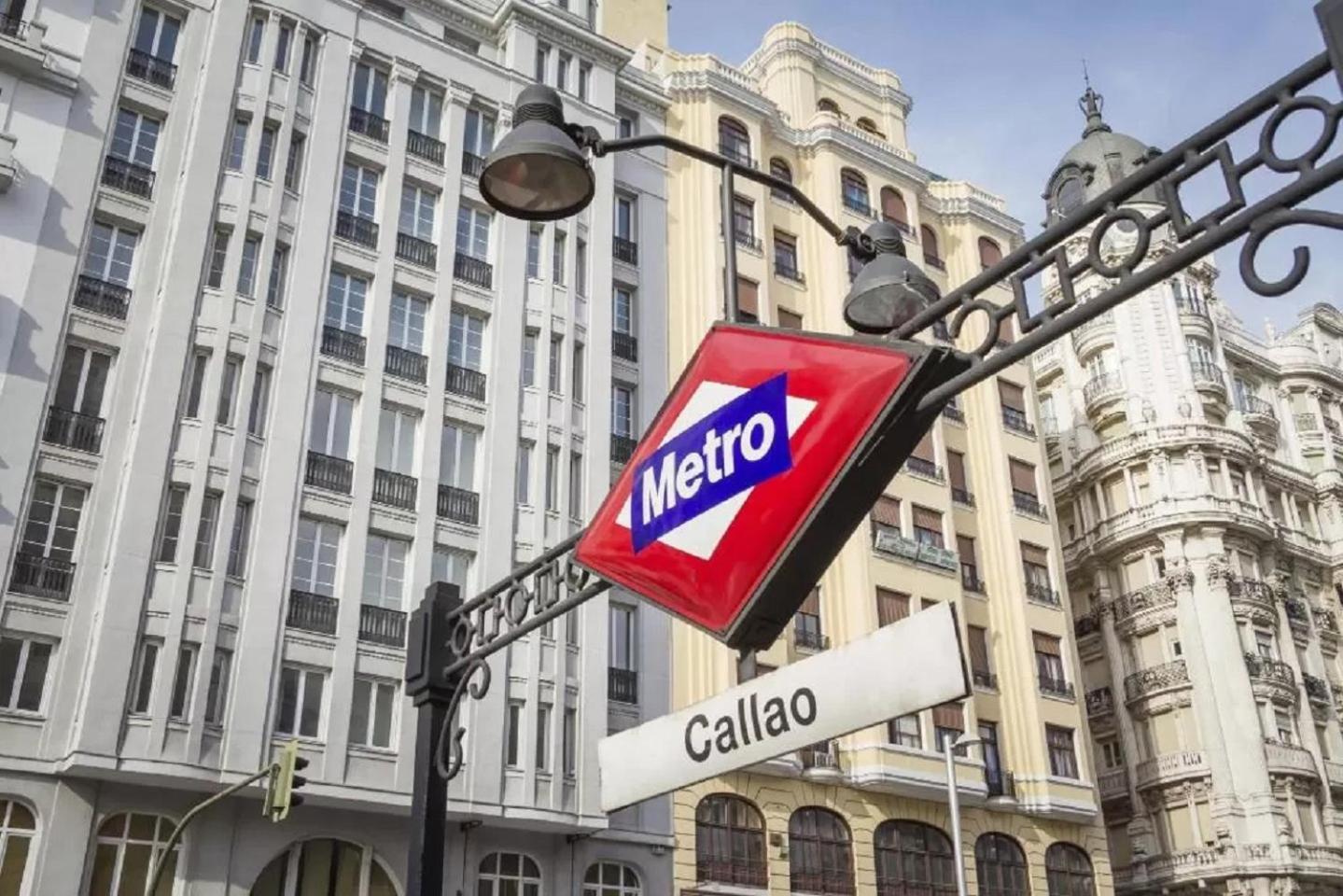Ferienwohnung Apartamento Unico En Gran Via Madrid Exterior foto